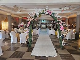 Arlington Hotels and Suites LTD