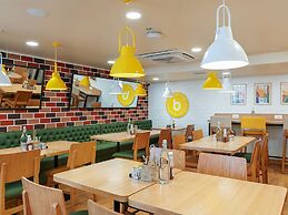 Bloom Hotel SG Highway