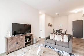 Cozy Apartment with WiFi 206