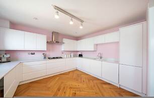 Twin Bridges - Quayside Penthouse