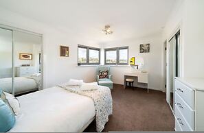 Twin Bridges - Quayside Penthouse