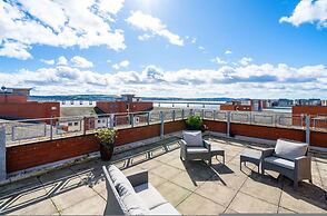 Twin Bridges - Quayside Penthouse