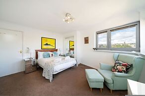 Twin Bridges - Quayside Penthouse