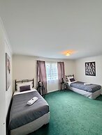 O'Reilly's Motel
