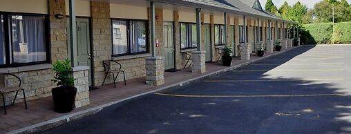 O'Reilly's Motel