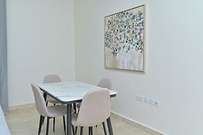 Modern Apartments w Central Location - Ather