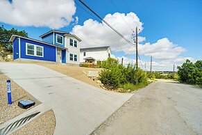 7 Mi to Dtwn Dripping Springs: Home w/ Views!