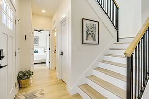 7 Mi to Dtwn Dripping Springs: Home w/ Views!