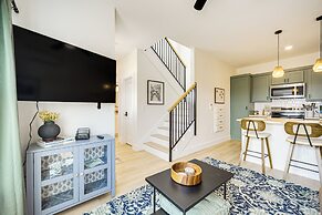 7 Mi to Dtwn Dripping Springs: Home w/ Views!