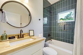 7 Mi to Dtwn Dripping Springs: Home w/ Views!