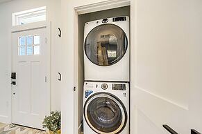 7 Mi to Dtwn Dripping Springs: Home w/ Views!