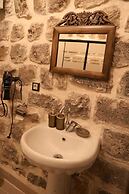 BEYT NAHRAYN KONAĞI