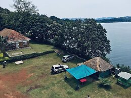 Nabinoonya Resort Beach