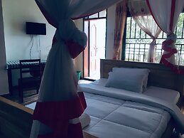Nabinoonya Resort Beach