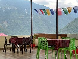 Hotel The Shivaay - Delight Inn