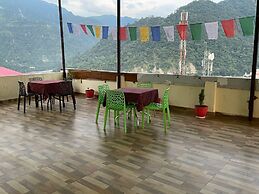 Hotel The Shivaay - Delight Inn