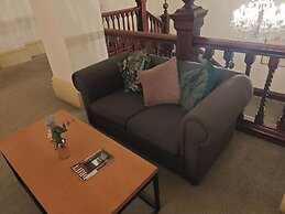 Trenython Manor Resort