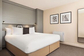 Trenython Manor Resort