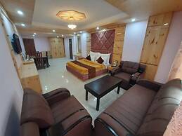 Hotel Royal Grand - Manali