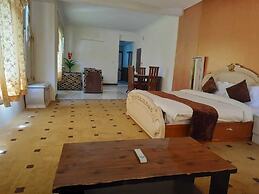 Hotel Royal Grand - Manali