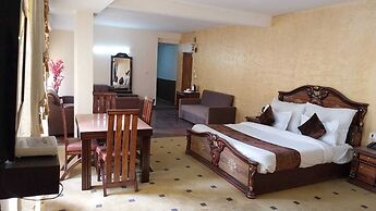 Hotel Royal Grand - Manali