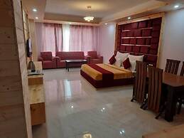 Hotel Royal Grand - Manali