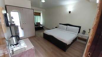 Hotel Royal Grand - Manali