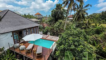 Hanging Gardens Villa by Evdekimi