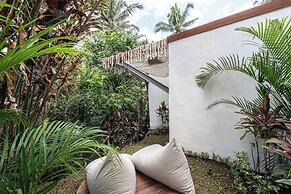Hanging Gardens Villa by Evdekimi