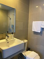 Uptown Park Suites Tower 1