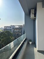 BedChambers Serviced Apartment, Golf Course, Gurgaon