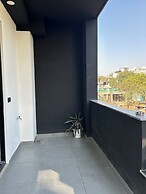 BedChambers Serviced Apartment, Golf Course, Gurgaon