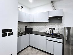 BedChambers Serviced Apartment, Golf Course, Gurgaon