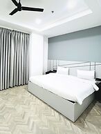 BedChambers Serviced Apartment, Golf Course, Gurgaon