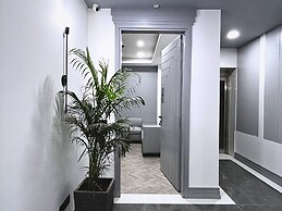 BedChambers Serviced Apartment, Golf Course, Gurgaon