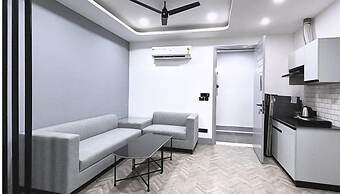 BedChambers Serviced Apartment, Golf Course, Gurgaon