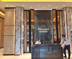 Golden Mansion - Transit Apt Free POOL & GYM