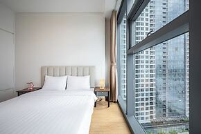 Golden Mansion - Transit Apt Free POOL & GYM