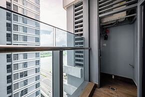 Golden Mansion - Transit Apt Free POOL & GYM