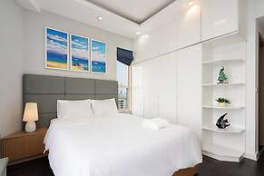 Golden Mansion - Transit Apt Free POOL & GYM