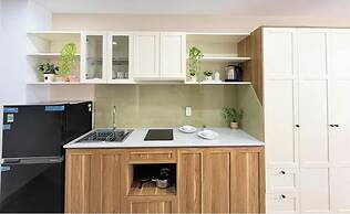 Golden Mansion - Transit Apt Free POOL & GYM