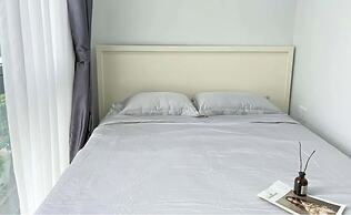 Golden Mansion - Transit Apt Free POOL & GYM