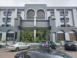 Rockview Hotel Royale