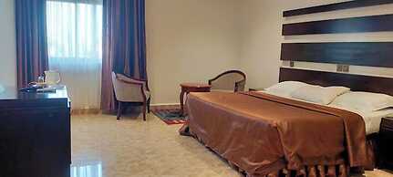 Rockview Hotel Royale