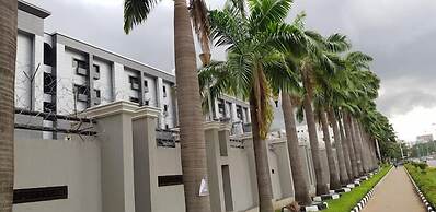 Rockview Hotel Royale