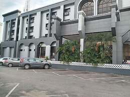 Rockview Hotel Royale