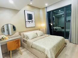 Genius Saigon - Luxury Apt walk to SECC