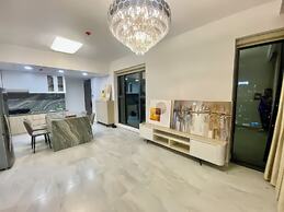 Genius Saigon - Luxury Apt walk to SECC