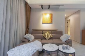 Genius Saigon - Luxury Apt walk to SECC