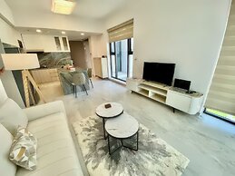 Genius Saigon - Luxury Apt walk to SECC